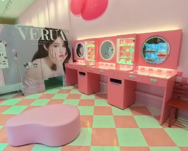 プリコーナー「CHALUCA」も併設