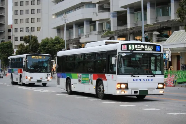 那覇以外へ出かける日は、バスも選択肢に