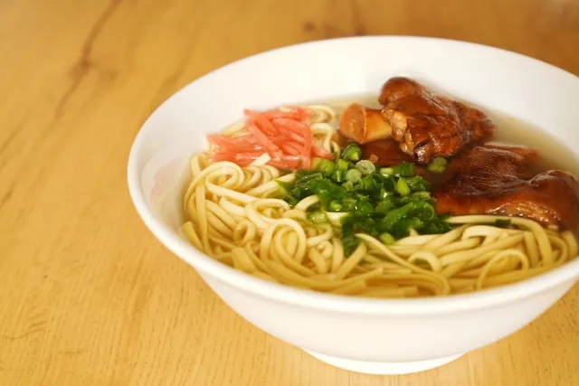 沖縄そば（乾麺・だし）
